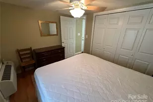 122 Maple St, New London, NC 28127 - Photo 16