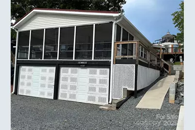 122 Maple Street, New London, NC 28127 - Photo 2