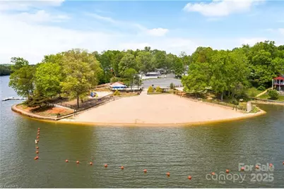 122 Maple Street, New London, NC 28127 - Photo 46