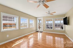 122 Maple St, New London, NC 28127 - Photo 6