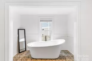 761 N Main St, Canton, NC 28716 - Photo 12