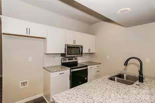 131 Clearview Rd, Statesville, NC 28625 - Photo 6