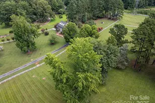 11215 Idlewild Rd, Matthews, NC 28105 - Photo 40