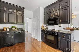 11215 Idlewild Rd, Matthews, NC 28105 - Photo 16