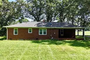 1513 Price Rd, Indian Trail, NC 28079 - Photo 2