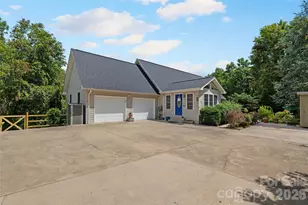 15 Willow Knolls Dr, Weaverville, NC 28787 - Photo 2