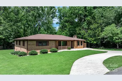 3195 Meadowbrook Street, Valdese, NC 28690 - Photo 2