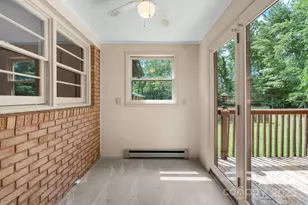 3195 Meadow Brook St, Valdese, NC 28690 - Photo 14