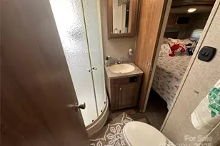 117 Pier Ave, New London, NC 28127 - Photo 18