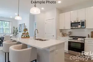 8629 Chagrin Dr, Cornelius, NC 28031 - Photo 2