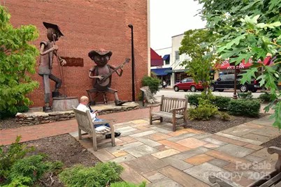 93 N Main Street, Waynesville, NC 28786 - Photo 6