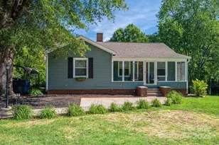 411 Arlington St, Forest City, NC 28043 - Photo 2