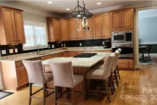 2678 Landing Pointe Dr, Clover, SC 29710 - Photo 6