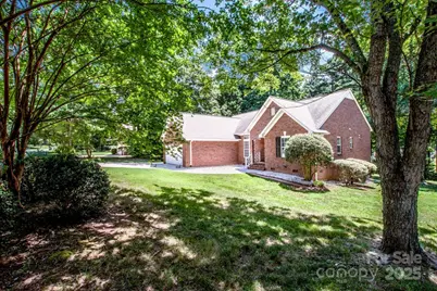 135 Woodstork Cove Drive, Mooresville, NC 28117 - Photo 2