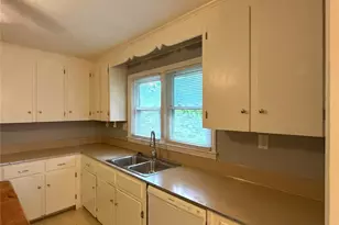 1969 Margate Ave, Charlotte, NC 28205 - Photo 8