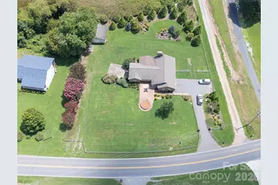 1633 Jamestown Road, Morganton, NC 28655 - Photo 36