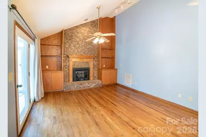 1633 Jamestown Road, Morganton, NC 28655 - Photo 4