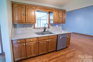 1633 Jamestown Rd, Morganton, NC 28655 - Photo 8