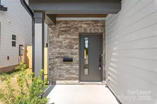 2015 Wilson Ave, Charlotte, NC 28208 - Photo 4