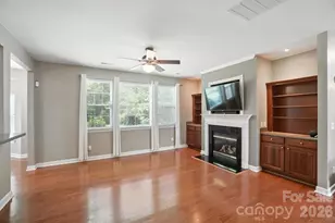 4819 Sandtyn Dr, Waxhaw, NC 28173 - Photo 4