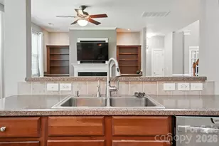 4819 Sandtyn Dr, Waxhaw, NC 28173 - Photo 12