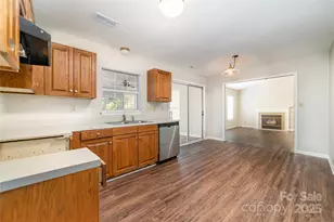 3936 Yorkford Dr, Charlotte, NC 28269 - Photo 6