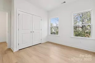 5403 Toano Rd, Charlotte, NC 28215 - Photo 12