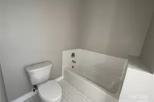 1101 W 1st St, Charlotte, NC 28202 - Photo 12