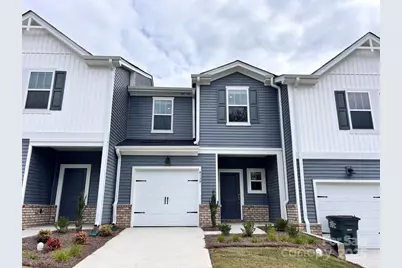 4139 Summit Woods Drive, Charlotte, NC 28216 - Photo 1