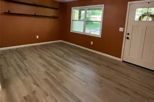 152 Mountain View St, Forest City, NC 28043 - Photo 4