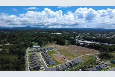 5 Caroline Valley Lane, Hendersonville, NC 28792 - Photo 2