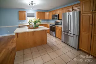 5692 Marblestone Dr, Granite Falls, NC 28630 - Photo 16