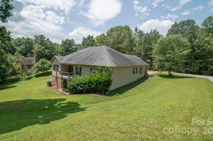 5692 Marblestone Dr, Granite Falls, NC 28630 - Photo 6