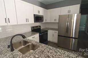 308 N Boyce St, Gastonia, NC 28052 - Photo 18