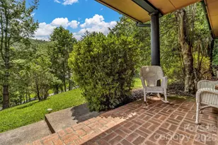 31 Mark Twain Rd, Asheville, NC 28805 - Photo 8