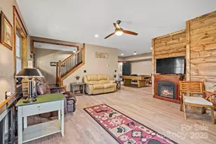 211 Wimbledon Ct, Leicester, NC 28748 - Photo 30