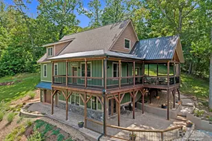 211 Wimbledon Ct, Leicester, NC 28748 - Photo 2