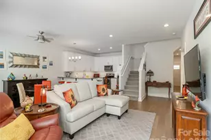 37 Thornes Ln, Asheville, NC 28805 - Photo 6