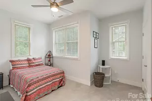 37 Thornes Ln, Asheville, NC 28805 - Photo 24