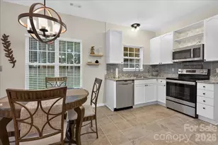 1519 Dillwin Rd, Rock Hill, SC 29732 - Photo 2