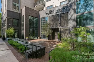 4401 Barclay Downs Dr, Charlotte, NC 28211 - Photo 4