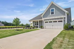 198 Tillery Ln, Mount Gilead, NC 27306 - Photo 2