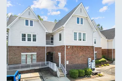 575 Davidson Gateway Drive #200, Davidson, NC 28036 - Photo 2