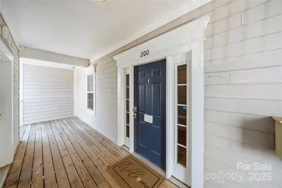 575 Davidson Gateway Drive #200, Davidson, NC 28036 - Photo 4