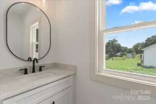 431 W Norment Ave, Gastonia, NC 28052 - Photo 14