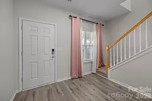 482 Delta Dr, Fort Mill, SC 29715 - Photo 2