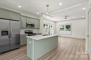 439 W Norment Ave, Gastonia, NC 28052 - Photo 4