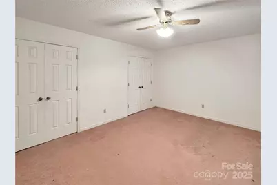 3245 15th Street NE, Hickory, NC 28601 - Photo 32