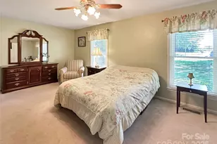 3245 15th St NE, Hickory, NC 28601 - Photo 16