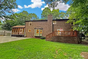 3245 15th St NE, Hickory, NC 28601 - Photo 2